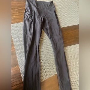 FABLETICS MOTION365 WOMENS LEGGINGS SIZE XS